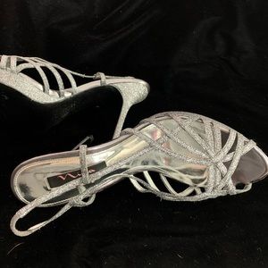 Nina NEW glittery leather sandals